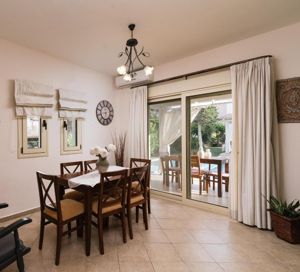 Villa Eleni Pitsidia Bagian luar foto