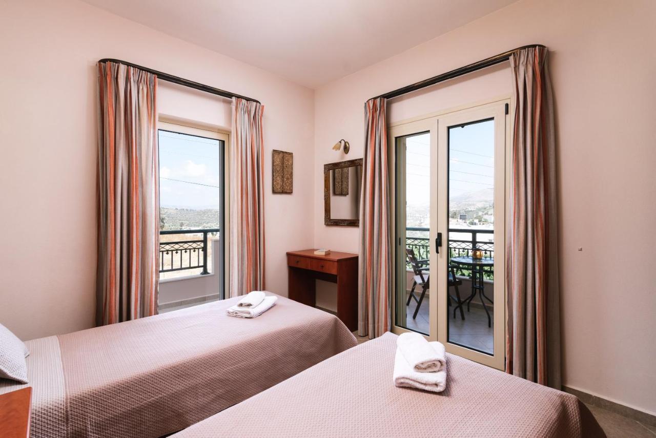 Villa Eleni Pitsidia Bagian luar foto